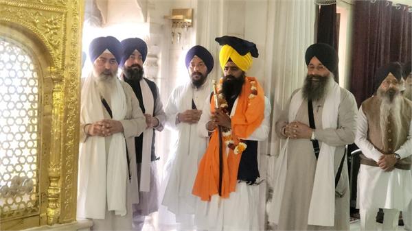 ਸੇਵਾ ਸੰਭਾਲਣ ਮਗਰੋਂ ਗਿਆਨੀ ਕੁਲਦੀਪ ਸਿੰਘ ਗੜਗੱਜ ਸ੍ਰੀ ਦਰਬਾਰ ਸਾਹਿਬ ਤੇ ਅਕਾਲ ਤਖਤ ਸਾਹਿਬ ਹੋਏ ਨਤਮਸਤਕ