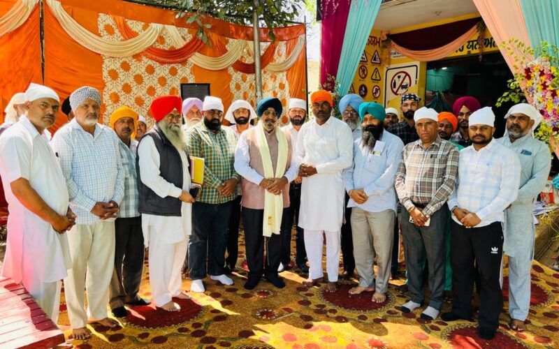 ਯੂਨੀਅਨ ‘ਚ ਕਰਵਾਏ ਧਾਰਮਿਕ ਸਮਾਗਮ ਵਿੱਚ ਵਿਧਾਇਕ ਰੰਧਾਵਾ ਨੇ ਲਵਾਈ ਹਾਜ਼ਰੀ