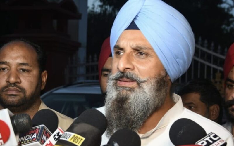 ਡਰੱਗ ਮਾਮਲਾ: ਮਜੀਠੀਆ ਤੋਂ ਲਗਾਤਾਰ 8 ਘੰਟੇ ਪੁੱਛਗਿੱਛ, “SIT” ਤੇ ਦੇਰੀ ਦਾ ਦੋਸ਼!