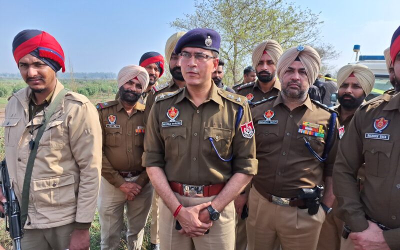 ਜ਼ੀਰਕਪੁਰ-ਅੰਬਾਲਾ ਹਾਈਵੇਅ ਨੇੜੇ ਪੁਲਿਸ ਮੁਕਾਬਲੇ ‘ਚ ਗੈਂਗਸਟਰ ਮੈਕਸੀ ਜ਼ਖਮੀ, ਪਿਸਤੌਲ ਬਰਾਮਦ