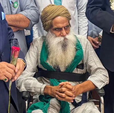 ਜਗਜੀਤ ਸਿੰਘ ਡੱਲੇਵਾਲ ਨੇ 131 ਦਿਨਾਂ ਬਾਅਦ ਖਤਮ ਕੀਤਾ ਮਰਨ ਵਰਤ!