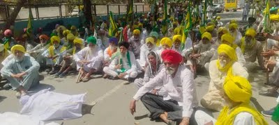 ਪੰਜਾਬ ‘ਚ ਮੋਦੀ-ਟਰੰਪ ਦੇ ਪੁਤਲੇ ਸਾੜੇ, ਕਿਸਾਨਾਂ ਵੱਲੋਂ ਰੋਸ ਧਰਨਾ !