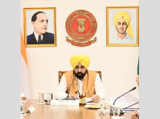 ਸਖ਼ਤ ਕਾਰਵਾਈ ਦੀ ਤਿਆਰੀ ‘ਚ ਪੰਜਾਬ ਸਰਕਾਰ, ਅਫ਼ਸਰਾਂ ਨੂੰ ਜਾਰੀ ਕੀਤੇ ਨੋਟਿਸ