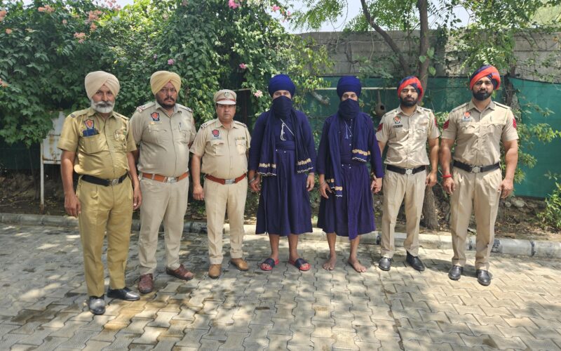 ਕਮਲ ਕੌਰ ਭਾਬੀ ਕਤਲ ਮਾਮਲਾ ਸੁਲਝਿਆ: ਦੋ ਨਿਹੰਗ ਗ੍ਰਿਫ਼ਤਾਰ, ਮਾਸਟਰਮਾਈਂਡ ਅਮ੍ਰਿਤਪਾਲ ਅਜੇ ਵੀ ਫਰਾਰ