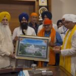 ਰਾਜਪਾਲ ਪੰਜਾਬ ਨੇ ਜਥੇਦਾਰ ਗੜਗੱਜ ਨਾਲ ਕੀਤੀ ਮੁਲਾਕਾਤ, ਦੋਵਾਂ ਵਿਚਕਾਰ ਅਹਿਮ ਮਾਮਲਿਆਂ ’ਤੇ ਹੋਈ ਵਿਚਾਰ ਚਰਚਾ