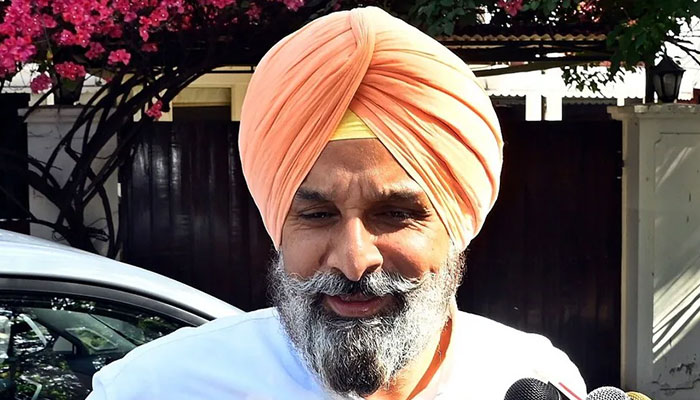 ਮਜੀਠੀਆ ਦੀ ਸੁਣਵਾਈ ਦੌਰਾਨ SHO ਵੱਲੋਂ ਅਦਾਲਤੀ ਸਟਾਫ਼ ਨਾਲ ਬਦਸਲੂਕੀ, ਅਦਾਲਤ ਵੱਲੋਂ FIR ਦਰਜ ਕਰਨ ਦੇ ਹੁਕਮ