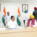 ਐਸਵਾਈਐਲ ਮੁੱਦੇ 'ਤੇ ਪੰਜਾਬ-ਹਰਿਆਣਾ ਦੇ ਮੁੱਖ ਮੰਤਰੀਆਂ ਦੀ ਜਲ ਸ਼ਕਤੀ ਮੰਤਰੀ ਨਾਲ ਮੀਟਿੰਗ ਖ਼ਤਮ, ਸਮੱਸਿਆ ਦੇ ਹੱਲ ਦੀ ਉਮੀਦ