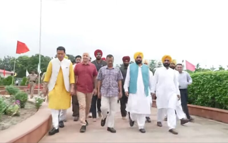 ਸ਼ਹੀਦ ਊਧਮ ਸਿੰਘ ਦੇ ਸ਼ਹਾਦਤ ਦਿਵਸ ‘ਤੇ ਸੁਨਾਮ ਵਿਖੇ ਰਾਜ ਪੱਧਰੀ ਸਮਾਗਮ, ਮੁੱਖ ਮੰਤਰੀ ਭਗਵੰਤ ਮਾਨ ਤੇ ਅਰਵਿੰਦ ਕੇਜਰੀਵਾਲ ਨੇ ਦਿੱਤੀ ਸ਼ਰਧਾਂਜਲੀ