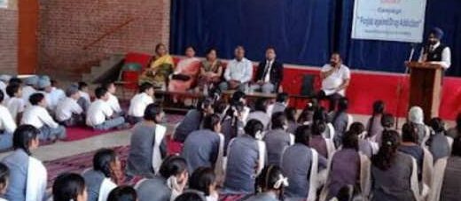 ਨਸ਼ਾ ਮੁਕਤ ਪੰਜਾਬ ਵੱਲ ਇਤਿਹਾਸਕ ਪਹਿਲ: ਸਕੂਲਾਂ ਵਿੱਚ ਪੜ੍ਹਾਇਆ ਜਾਵੇਗਾ ਨਸ਼ਾ ਮੁਕਤੀ ਵਿਸ਼ਾ