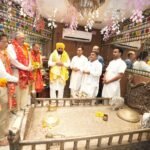 ਪਟਿਆਲਾ ਵਿੱਚ ਕਾਲੀ ਮਾਤਾ ਮੰਦਿਰ ਵਿਖੇ ਨਤਮਸਤਕ ਹੋਏ ਮੁੱਖ ਮੰਤਰੀ ਭਗਵੰਤ ਮਾਨ, ਆਯੋਜਿਤ ਸਮਾਗਮ ਤੋਂ ਪਾਇਆ ਮੋੜਾ