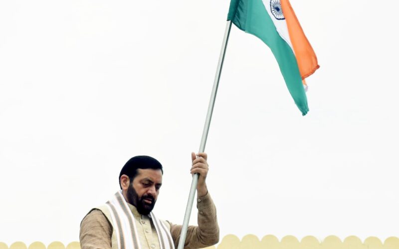 मुख्यमंत्री नायब सिंह सैनी ने हर घर तिरंगा अभियान के तहत संत कबीर कुटीर में लगाया तिरंगा