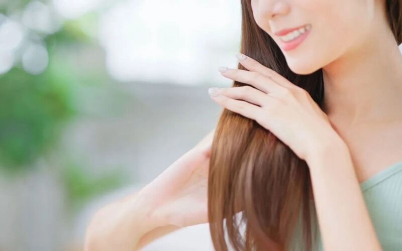 ਦਾਦੀ ਜੀ ਦੇ ਉਪਾਅ ਨਾਲ ਰੋਕਿਆ ਜਾ ਸਕਦਾ ਹੈ ਵਾਲਾਂ ਦਾ ਝੜਨਾ, ਜਾਣੋ ਆਸਾਨ ਹੱਲ