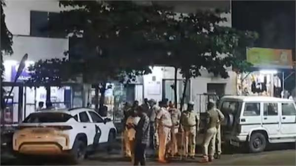 SBI ਬੈਂਕ ਵਿੱਚ ਡਾਕਾ, ਲੈ ਗਏ 1 ਕਰੋੜ ਕੈਸ਼, 20 ਕਿਲੋ ਸੋਨਾ