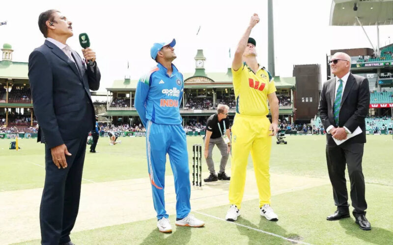 ਭਾਰਤ ਖਿਲਾਫ਼ ਆਸਟ੍ਰੇਲੀਆ ਨੇ ਟਾਸ ਜਿੱਤ ਕੇ ਪਹਿਲਾਂ ਬੱਲੇਬਾਜ਼ੀ ਕਰਨ ਦਾ ਲਿਆ ਫੈਸਲਾ; ਕੁਲਦੀਪ ਪ੍ਰਸਿੱਧ ਦੀ ਵਾਪਸੀ