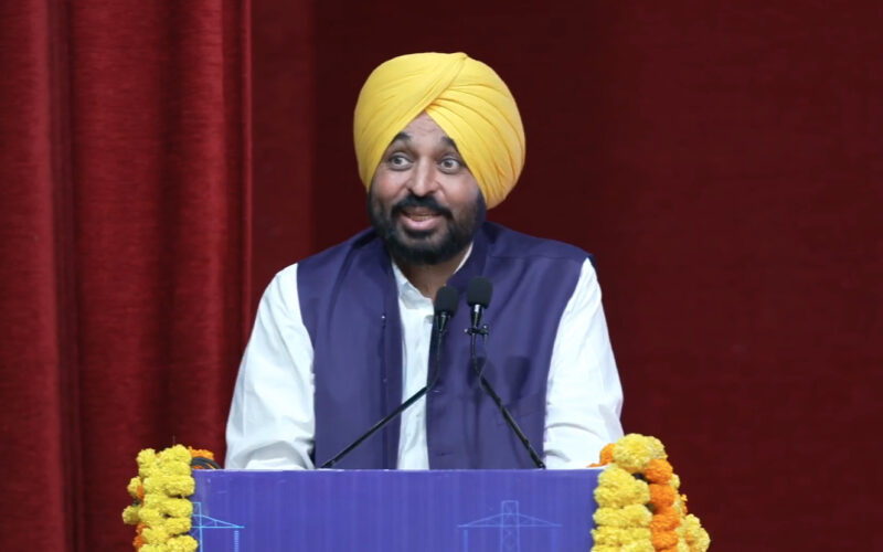 ਮੁੱਖ ਮੰਤਰੀ ਭਗਵੰਤ ਮਾਨ ਨੇ ਜਲੰਧਰ ਵਿੱਚ ਰੌਸ਼ਨ ਪੰਜਾਬ ਪ੍ਰੋਜੈਕਟ ਦਾ ਰੱਖਿਆ ਨੀਂਹ ਪੱਥਰ