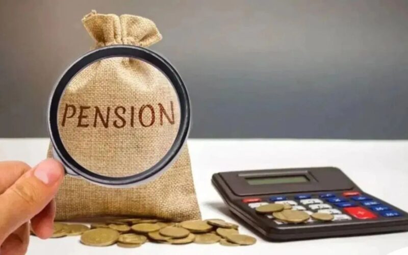 2025 ‘ਚ ਸਰਕਾਰੀ ਕਰਮਚਾਰੀਆਂ ਤੇ ਪੈਨਸ਼ਨਰਾਂ ਲਈ ਵੱਡੇ ਬਦਲਾਅ: ਯੂਪੀਐਸ, ਡੀਏ ਤੇ ਪੈਨਸ਼ਨ ਸੁਧਾਰ