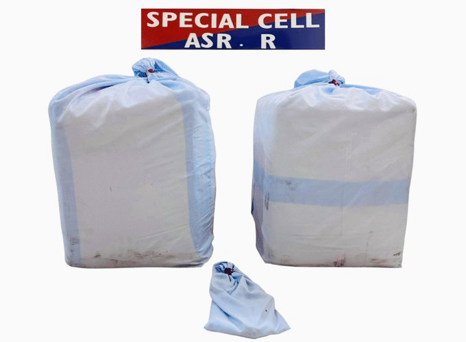 ਅੰਮ੍ਰਿਤਸਰ ਪੁਲਿਸ ਵੱਲੋਂ ਵੱਡੀ ਕਾਰਵਾਈ, 1,08,000 ਟ੍ਰਾਮਾਡੋਲ ਗੋਲੀਆਂ ਬਰਾਮਦ