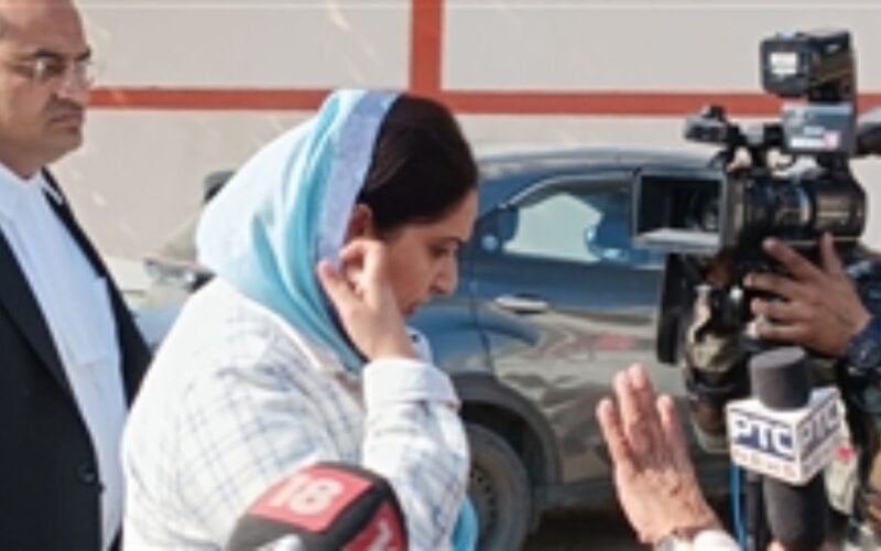 ਅਕਾਲੀ ਉਮੀਦਵਾਰ ਦੀ ਧੀ ਕੰਚਨਪ੍ਰੀਤ ਕੌਰ ਮਜੀਠਾ ਥਾਣੇ ਜਾਂਚ ‘ਚ ਸ਼ਾਮਲ