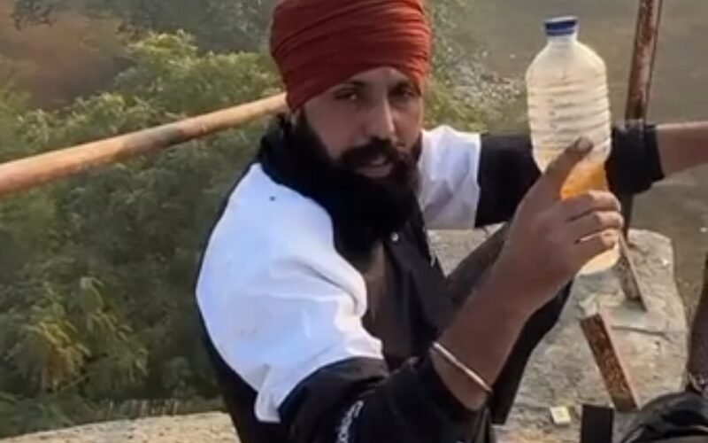 ਰੋਡਵੇਜ ਮੁਲਾਜ਼ਮ ਪਾਣੀ ਦੀ ਟੈਂਕੀ ‘ਤੇ ਚੜ੍ਹੇ