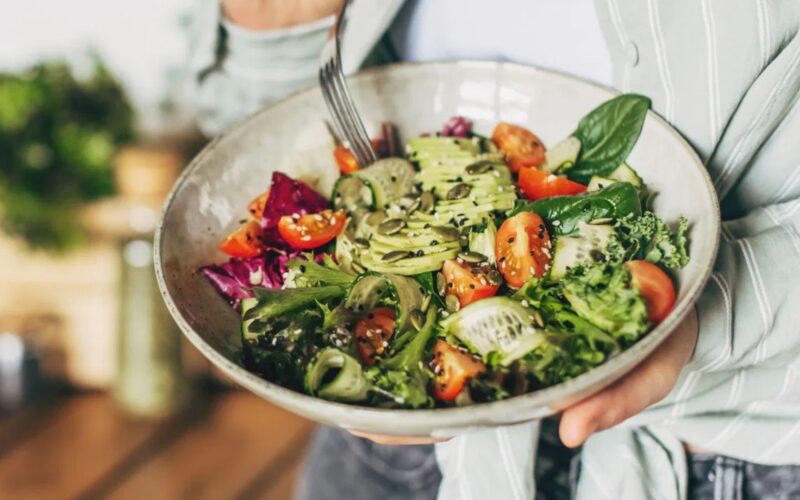 ਸਰੀਰ ‘ਚ ਪ੍ਰੋਟੀਨ ਦੀ ਕਮੀ ਬਣ ਸਕਦੀ ਹੈ ਗੰਭੀਰ ਬਿਮਾਰੀ ਦਾ ਕਾਰਨ, ਜਾਣੋ ਇਸਦੇ ਲੱਛਣ ਤੇ ਮਾਹਿਰਾਂ ਦੀ ਸਲਾਹ