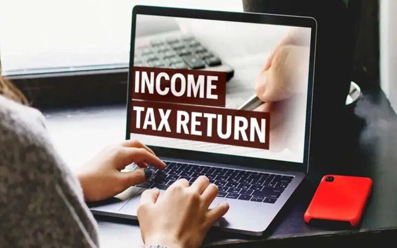 ਇਨਕਮ ਟੈਕਸ ਰਿਫੰਡ ਦੇ ਨਾਮ ‘ਤੇ ਨਵਾਂ ਘੁਟਾਲਾ, ਨਕਲੀ ਈਮੇਲਾਂ ਤੇ ਸੰਦੇਸ਼ਾਂ ਤੋਂ ਸਾਵਧਾਨ ਰਹੋ