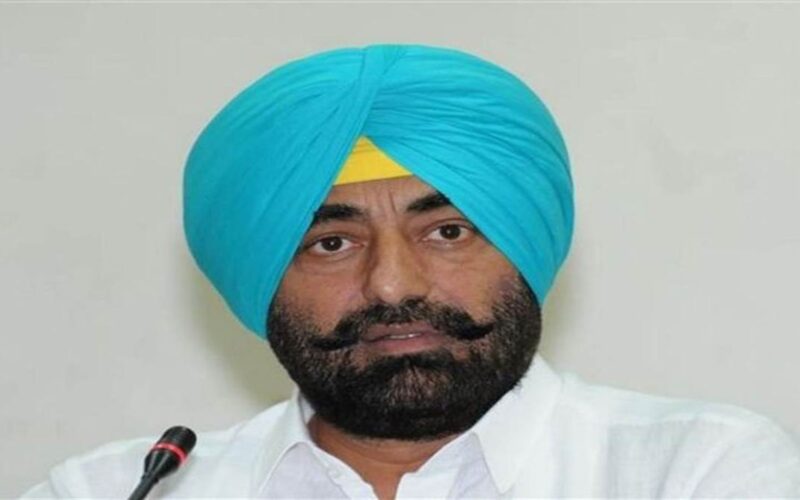 ਪੰਜਾਬ ਵਿਧਾਨ ਸਭਾ ਦੇ ਵਿਸ਼ੇਸ਼ ਇਜਲਾਸ ਦੌਰਾਨ ਹੰਗਾਮਾ, ਸੁਖਪਾਲ ਖੈਰਾ ਨੂੰ ਵਿਧਾਨ ਸਭਾ ‘ਚੋਂ ਕੱਢਿਆ ਗਿਆ ਬਾਹਰ