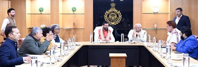 मुख्यमंत्री नायब सिंह सैनी ने हरियाणा के सांसदों के साथ की बैठक, विकास कार्यों पर हुई चर्चा