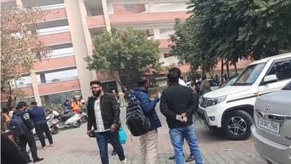 ਚੰਡੀਗੜ੍ਹ ਦੀ ਜ਼ਿਲ੍ਹਾ ਅਦਾਲਤ ਨੂੰ ਬੰਬ ਨਾਲ ਉਡਾਉਣ ਦੀ ਧਮਕੀ, ਅਦਾਲਤੀ ਕੰਪਲੈਕਸ ਨੂੰ ਕਰਵਾਇਆ ਖਾਲੀ