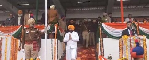 ਕੈਬਨਿਟ ਮੰਤਰੀ ਤਰੁਣਪ੍ਰੀਤ ਸਿੰਘ ਸੌਂਦ ਨੇ ਰੂਪਨਗਰ ਵਿੱਚ ਫਹਿਰਾਇਆ ਤਿਰੰਗਾ