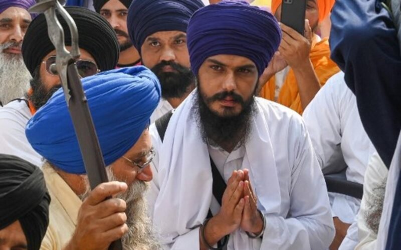 MP ਅੰਮ੍ਰਿਤਪਾਲ ਨੇ ਮੁੜ ਕੀਤਾ ਹਾਈ ਕੋਰਟ ਦਾ ਰੁਖ, ਬਜਟ ਸੈਸ਼ਨ ‘ਚ ਭਾਗ ਲੈਣ ਦੀ ਮੰਗ; ਪਟੀਸ਼ਨ ਬਾਰੇ ਵਕੀਲ ਨੇ ਦਿੱਤਾ ਵੱਡਾ ਅਪਡੇਟ