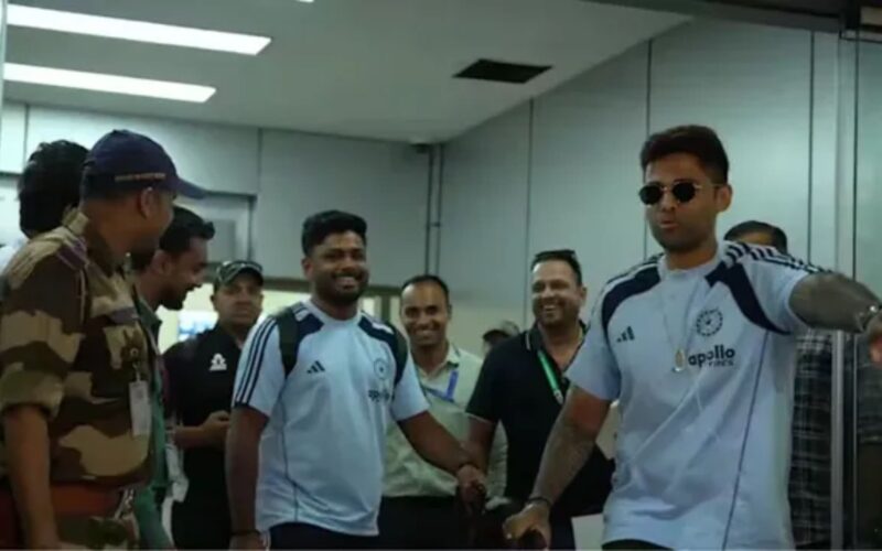 ਤਿਰੂਵਨੰਤਪੁਰਮ ‘ਚ ਚਮਕਿਆ ਸੰਜੂ ਸੈਮਸਨ, ਏਅਰਪੋਰਟ ‘ਤੇ ਸੂਰਜਕੁਮਾਰ ਯਾਦਵ ਨੇ ਕੀਤੀ ਮਸਤੀ