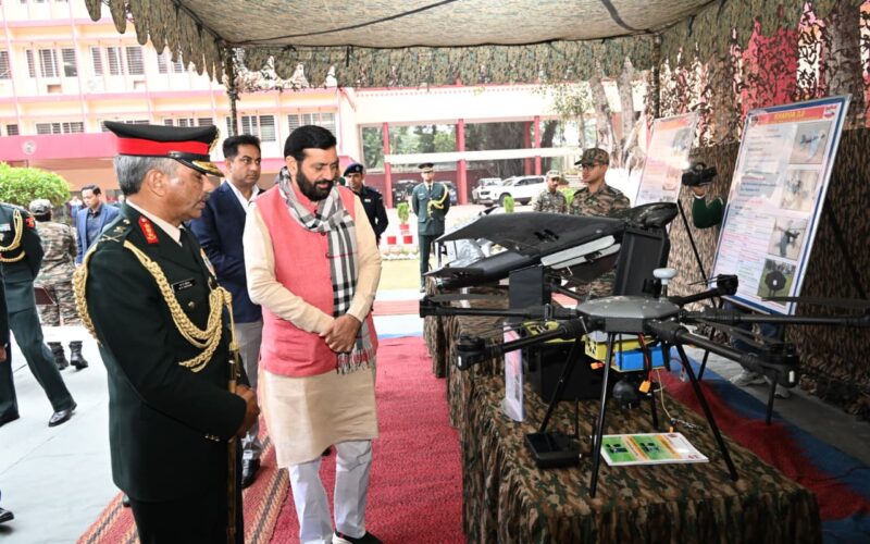 मुख्यमंत्री श्री नायब सिंह सैनी ने वेस्टर्न कमांड मुख्यालय, चंडीमंदिर सैन्य स्टेशन का किया दौरा