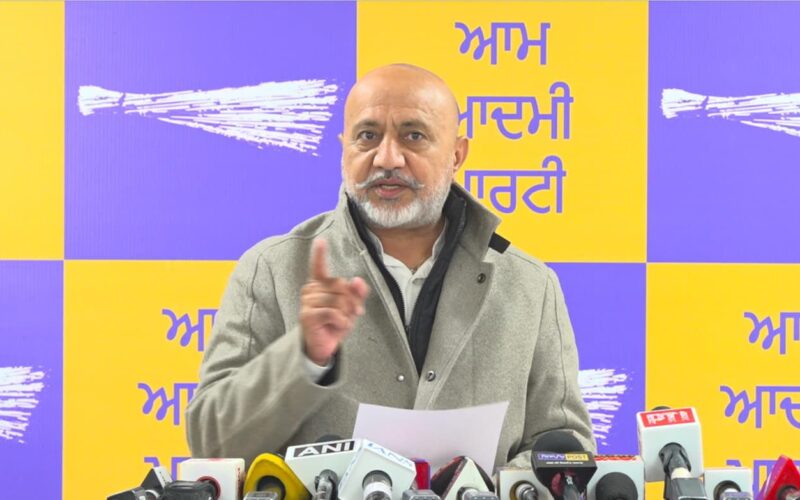 ਗੈਂਗਸਟਰਾਂ ਵਿਰੁੱਧ ਮਾਨ ਸਰਕਾਰ ਦੀ ਜ਼ੀਰੋ ਟੋਲਰੈਂਸ, ਕਾਨੂੰਨ ਹੱਥ ਵਿੱਚ ਲੈਣ ਵਾਲਿਆਂ ਵਿਰੁੱਧ ਹੋਵੇਗੀ ਫੈਸਲਾਕੁੰਨ ਕਾਰਵਾਈ: ਆਪ