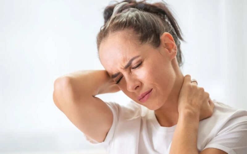 ਵਿਟਾਮਿਨ ਡੀ ਤੇ ਬੀ12 ਦੇ ਪੱਧਰ ਆਮ ਹੋਣ ‘ਤੇ ਵੀ ਮਾਸਪੇਸ਼ੀਆਂ ‘ਚ ਕਿਉਂ ਰਹਿੰਦਾ ਹੈ ਦਰਦ? ਡਾਕਟਰ ਦੀ ਰਾਏ ਜਾਣੋ