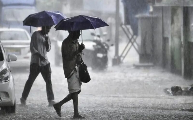 ਉੱਤਰੀ ਭਾਰਤ ‘ਚ ਸੀਤ ਲਹਿਰ ਹੋਈ ਤੇਜ਼, ਕਈ ਰਾਜਾਂ ‘ਚ ਧੁੰਦ, ਮੀਂਹ ਤੇ ਗੜੇਮਾਰੀ ਲਈ ਅਲਰਟ ਜਾਰੀ