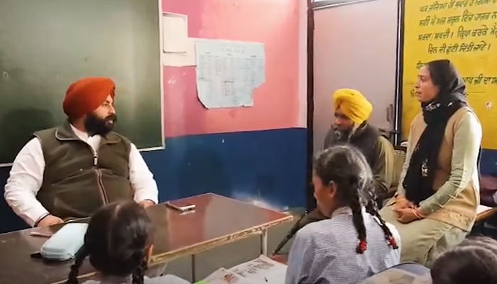 ਸਿੱਖਿਆ ਮੰਤਰੀ ਵੱਲੋਂ BPEO ਸਸਪੈਂਡ, ਤਿੰਨ ਅਧਿਆਪਕਾਂ ਨੂੰ ਨੋਟਿਸ ਜਾਰੀ!