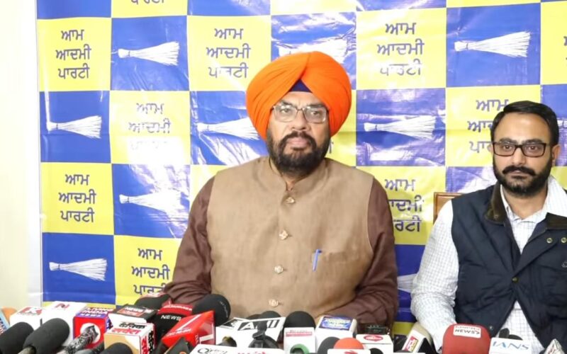 ਮੋਦੀ ਦੀ ਚਾਕਰੀ ਕਰਦਿਆਂ ਅਕਾਲੀਆਂ ਵਰਗਾ ਹਸ਼ਰ ਨਾ ਹੋਵੇ: ਧਾਲੀਵਾਲ ਦਾ ਜਾਖੜ ‘ਤੇ ਤੰਜ਼