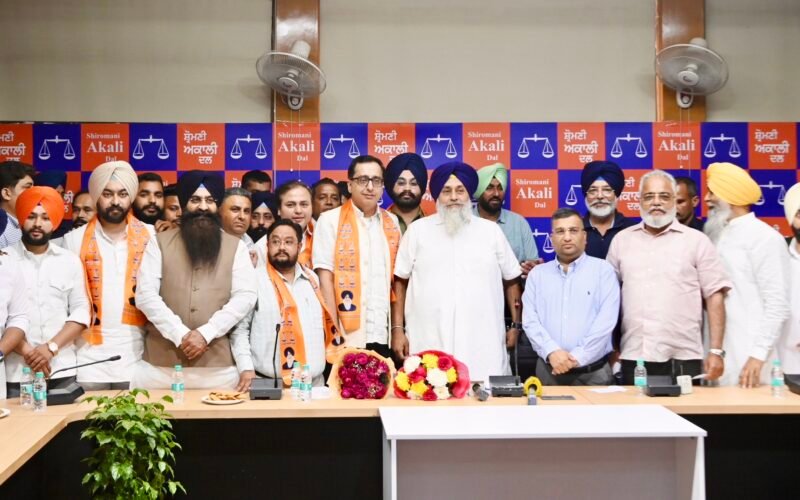 ਪੰਜਾਬ ‘ਚ BJP ਨੂੰ ਝਟਕਾ : ਅਮਿਤ ਗੋਸਾਈਂ ਅਕਾਲੀ ਦਲ ‘ਚ ਸ਼ਾਮਲ
