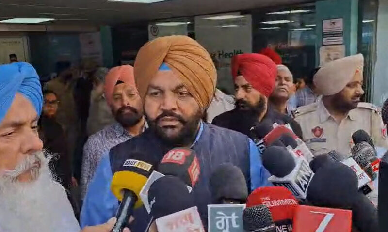 ਲਾਲਜੀਤ ਭੁੱਲਰ ‘ਤੇ ਕਰੋ ਕਤਲ ਦਾ ਮਾਮਲਾ ਦਰਜ : ਗੁਰਜੀਤ ਔਜਲਾ