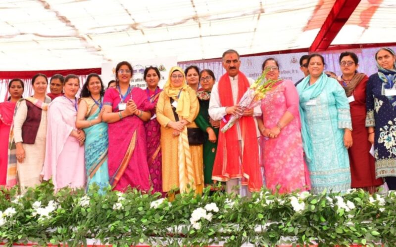 Himachal : CM ਸੁੱਖੂ ਨੇ ਅੰਤਰਰਾਸ਼ਟਰੀ ਮਹਿਲਾ ਦਿਵਸ ‘ਤੇ ਕੀਤੇ ਵੱਡੇ ਐਲਾਨ, ਨੌਕਰੀਆਂ ‘ਚ ਔਰਤਾਂ ਲਈ 25% ਰਾਖਵਾਂਕਰਨ