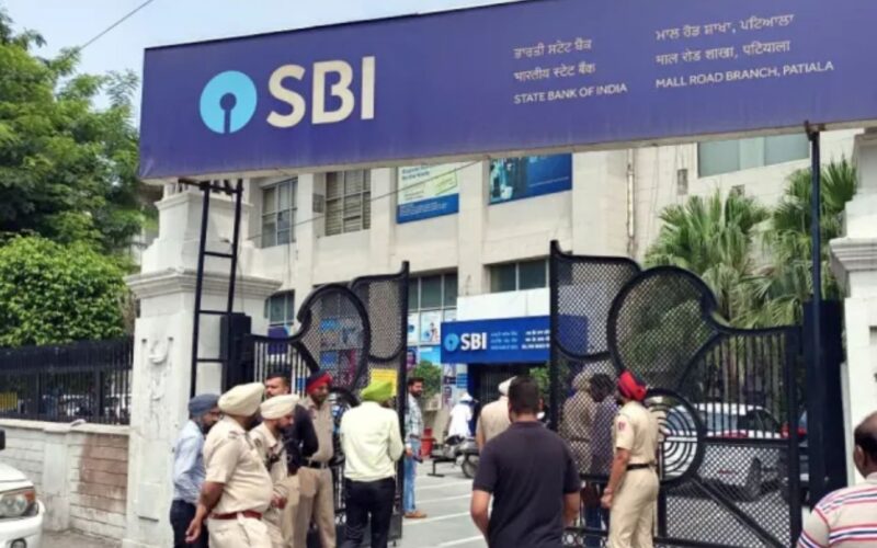 ਬੈਂਕ 30 ਮਾਰਚ ਤੋਂ 5 ਅਪ੍ਰੈਲ ਤੱਕ ਛੁੱਟੀਆਂ ਲਈ ਬੰਦ