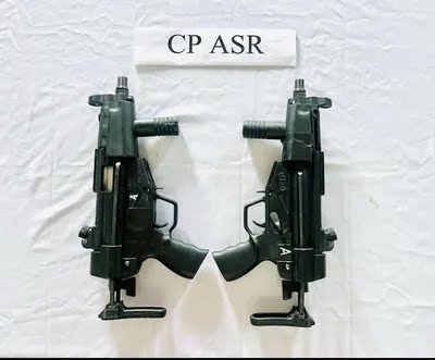 ਅੰਮ੍ਰਿਤਸਰ ਪੁਲਸ ਨੇ ਗੈਰ-ਕਾਨੂੰਨੀ ਹਥਿਆਰਾਂ ਦੀ ਖੇਪ ਕੀਤੀ ਬਰਾਮਦ