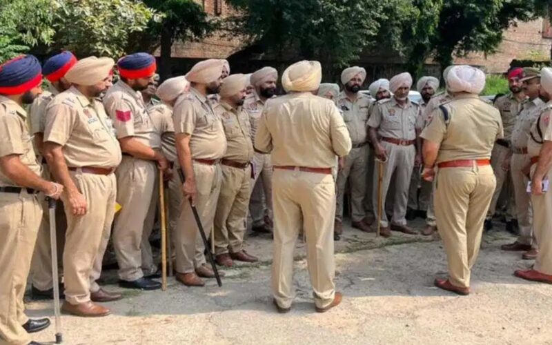 ਪੰਜਾਬ ਦੇ ਸ਼ਹਿਰ ਜਲੰਧਰ ਦੋ ਸਕੂਲਾਂ ਨੂੰ ਮਿਲੀ ਬੰਬ ਨਾਲ ਉਡਾਉਣ ਦੀ ਧਮਕੀ