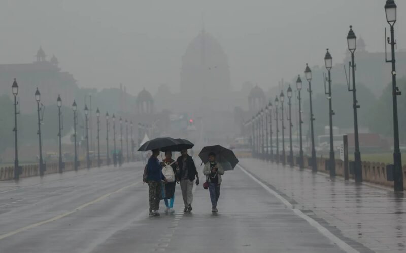 रातोंरात झमाझम बारिश ने दिल्ली को गर्मी से छुटकारा दिलाया, AQI संतोषजनक स्तर पर पहुंचा