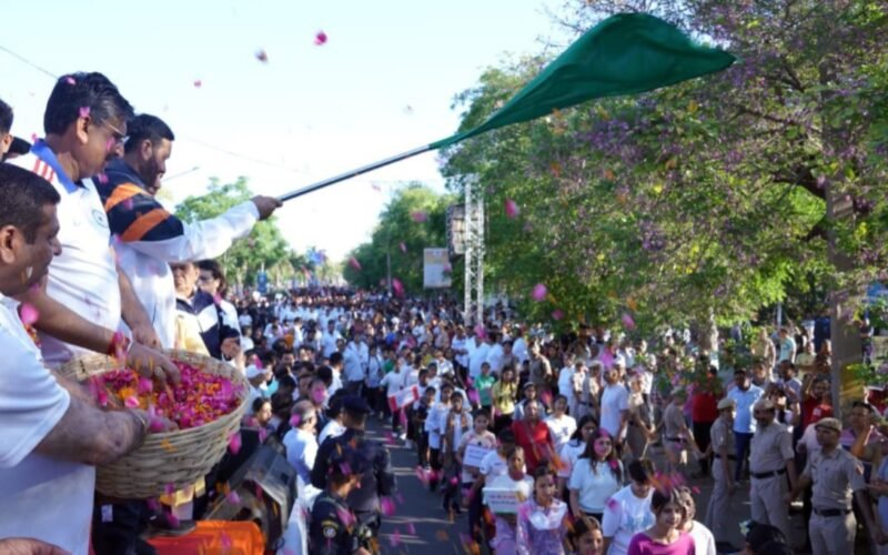 हरियाणा CM ने पंचकूला में ‘समता’ मैराथन को हरी झंडी दिखाई, डॉ. बी.आर. अंबेडकर के आदर्शों को समर्पित