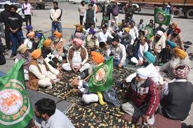ਪੰਜਾਬ ‘ਚ ਕਿਸਾਨ ਮੋਰਚੇ ਦੀ ਵੱਡੀ ਮੀਟਿੰਗ, 4 ਮਈ ਤੋਂ ਟੋਲ ਮੁਫ਼ਤ ਕਰਨ ਦੀ ਚੇਤਾਵਨੀ