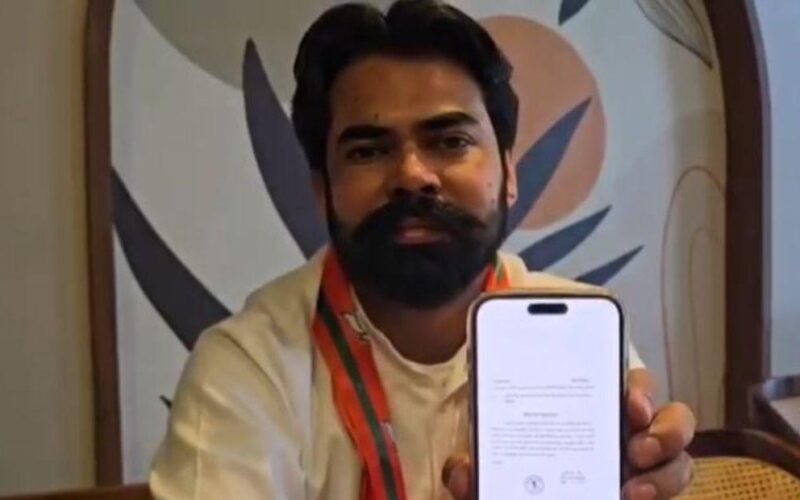 ‘ਆਪ’ ਛੱਡ ਕੇ ਭਾਜਪਾ ‘ਚ ਸ਼ਾਮਲ ਹੋਇਆ ਆਗੂ, ਨਾਮਜ਼ਦਗੀ ਪੱਤਰ ਦਾਖਲ ਕਰਨ ਤੋਂ ਬਾਅਦ ਮਿਲਿਆ ਨੋਟਿਸ