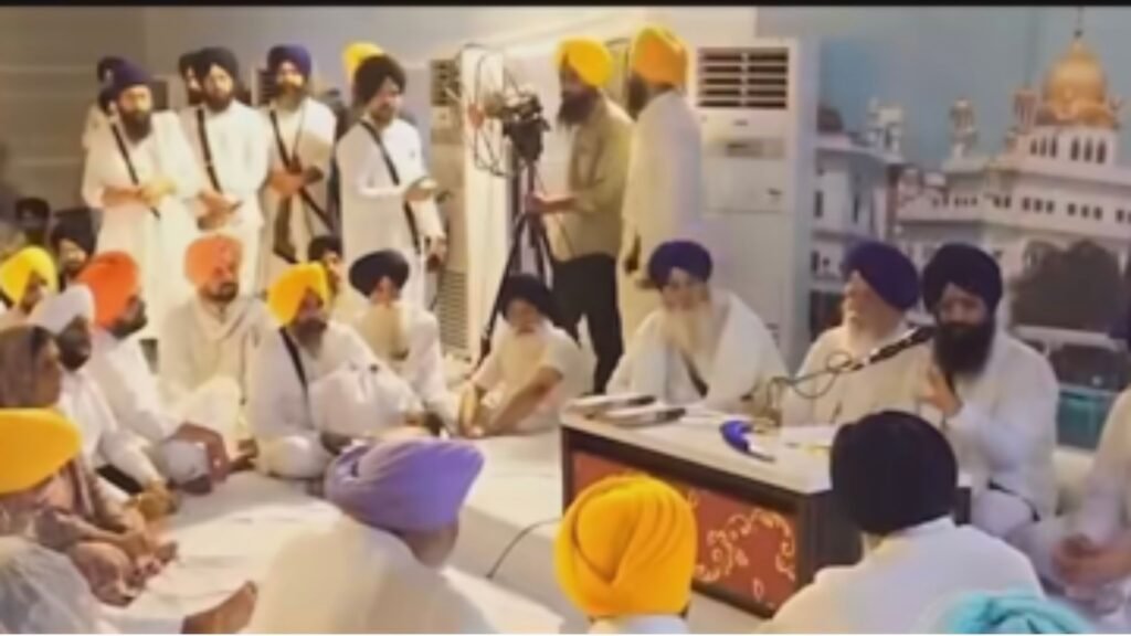 ਸ੍ਰੀ ਅਕਾਲ ਤਖ਼ਤ ਸਾਹਿਬ ਅੱਗੇ ਪੇਸ਼ ਹੋਏ ਪੰਜਾਬ ਦੇ ਸਿੱਖ ਵਿਧਾਇਕ ਤੇ ਮੰਤਰੀ, ਬੇਅਦਬੀ ਰੋਕੂ ਕਾਨੂੰਨ ‘ਤੇ ਮਿਲੇ ਸੁਝਾਵਾਂ ‘ਤੇ ਸਰਕਾਰ ਕਰੇਗੀ ਵਿਚਾਰ