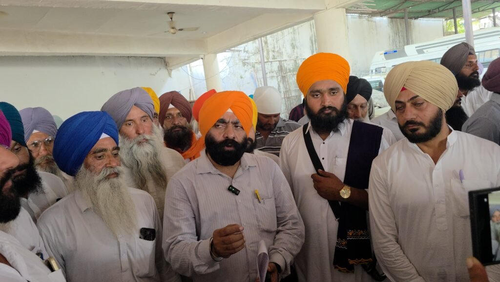 ਉੱਤਰ ਪ੍ਰਦੇਸ਼ ਸਿੱਖ ਗੁਰਦੁਆਰਾ ਕੋਆਰਡੀਨੇਸ਼ਨ ਕਮੇਟੀ ਦੀ ਸਾਂਝੀ ਮੀਟਿੰਗ, ਸਿੱਖਾਂ ਦੇ ਹੱਕਾਂ ਦੀ ਰਾਖੀ ਲਈ ਕਾਨੂੰਨੀ ਪੈਨਲ ਬਣਾਉਣ ਦਾ ਐਲਾਨ