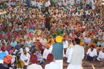 ਮੁੱਖ ਮੰਤਰੀ ਭਗਵੰਤ ਸਿੰਘ ਮਾਨ ਦਾ ਬਾਦਲ ਪਰਿਵਾਰ ਤੇ ਤਿੱਖਾ ਹਮਲਾ, ਕਿਹਾ “ਉਨ੍ਹਾਂ ਨੂੰ ਆਪਣੇ ਪਾਪਾਂ ਦੀ ਮਿਸਾਲੀ ਸਜ਼ਾ ਮਿਲੇਗੀ”